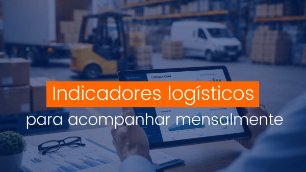 Profissional analisando indicadores logísticos em painel de KPIs no armazém.